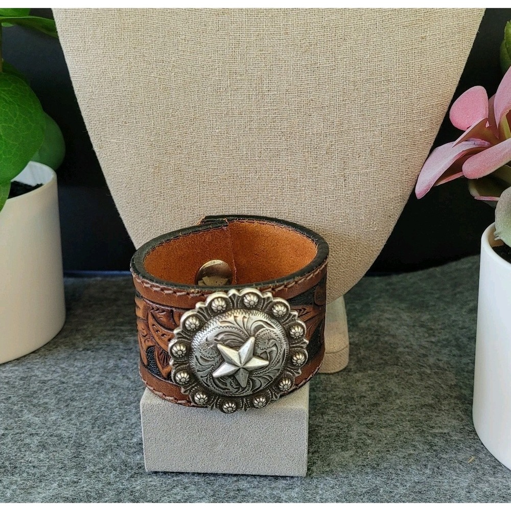 Western Tooled Leather Cuff Bracelet Star Concho Cowboy Cowgirl Rodeo